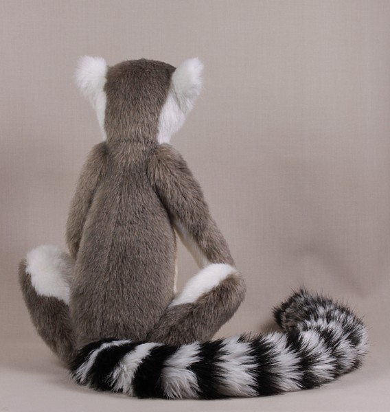 lemur4310.jpg